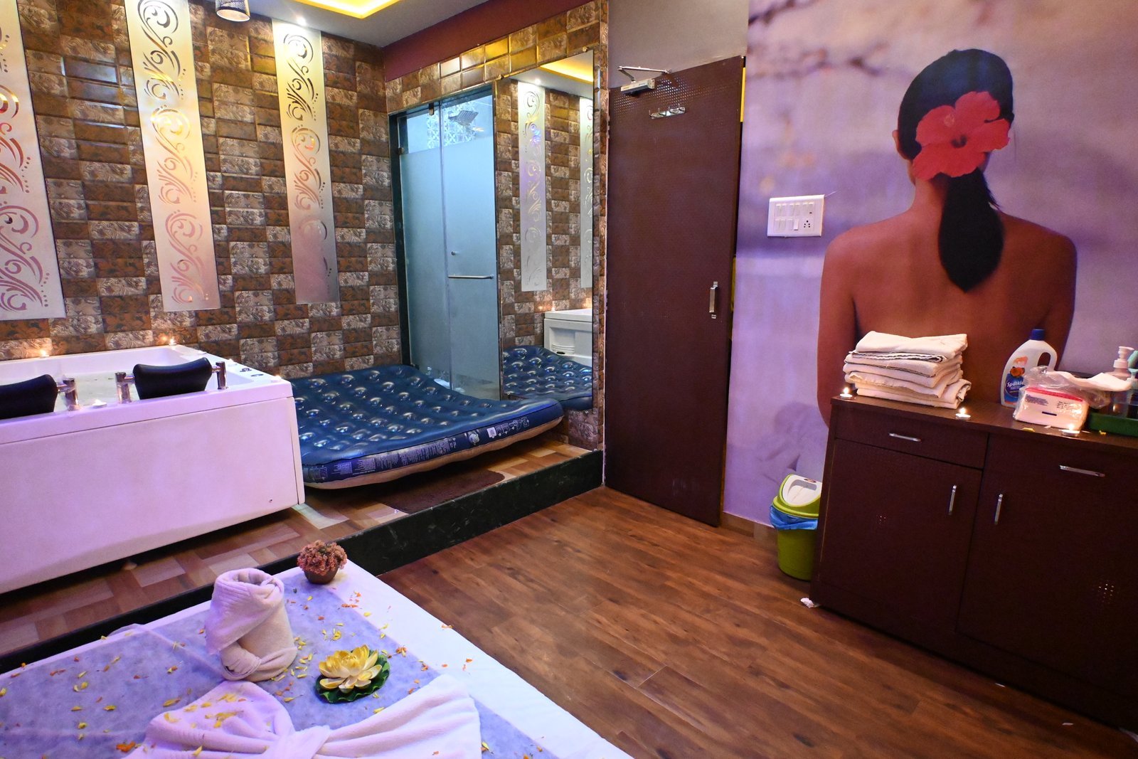 Premium spa interior in Chembur Mumbai